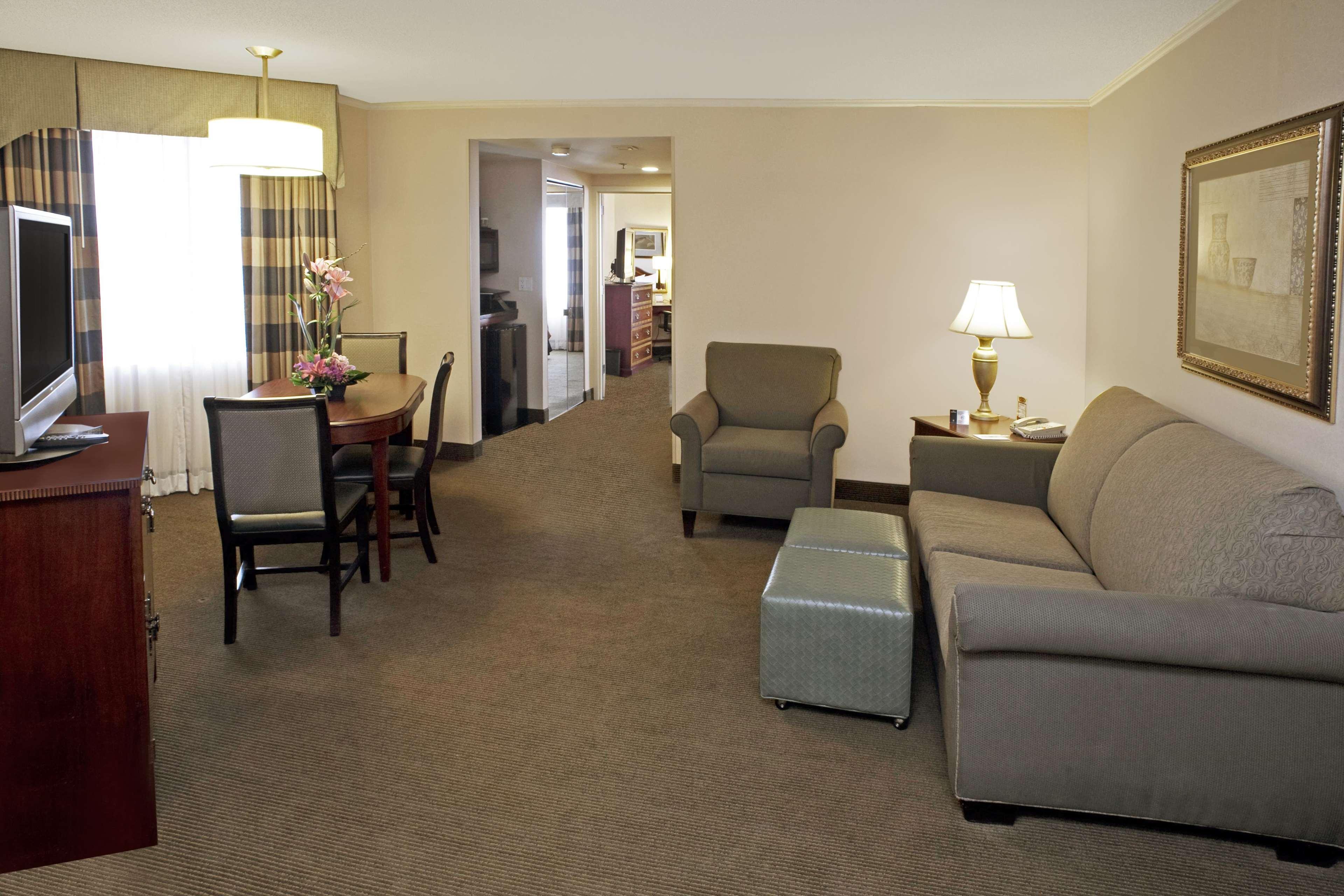 לינטיקום Embassy Suites By Hilton Baltimore At BWI Airport מראה חיצוני תמונה